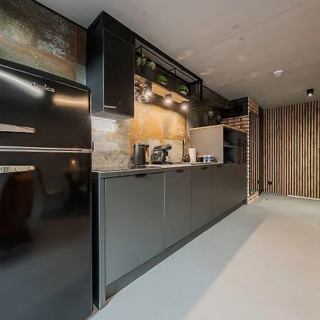 Calm Sauna & Jacuzzi By Oneapartments *