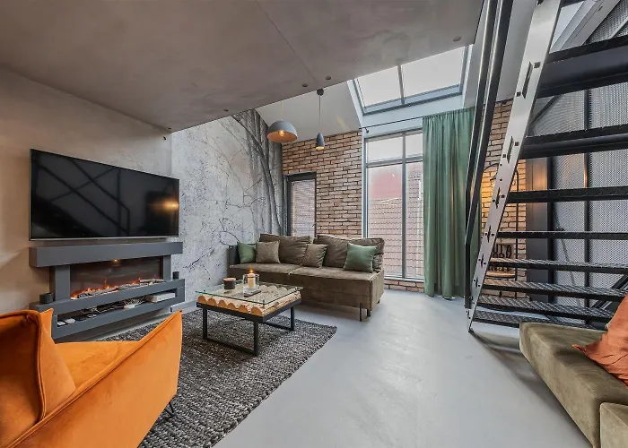 Calm Sauna & Jacuzzi By Oneapartments *