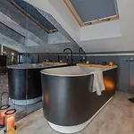 Calm Sauna & Jacuzzi By Oneapartments Sopoty