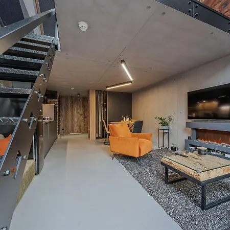 Calm Sauna & Jacuzzi By Oneapartments *
