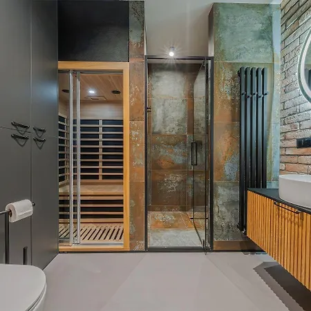 Calm Sauna & Jacuzzi By Oneapartments Appartement