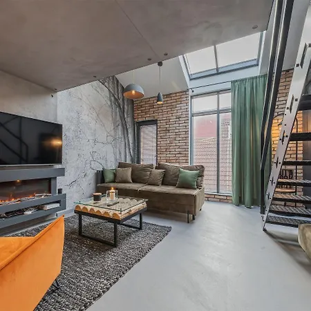 Calm Sauna & Jacuzzi By Oneapartments *