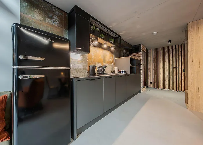 Calm Sauna & Jacuzzi By Oneapartments *